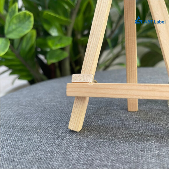 tem gắn đồ da thời gian