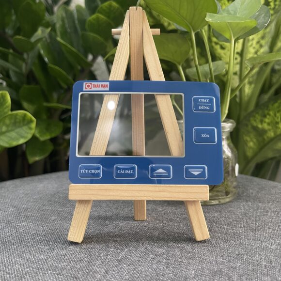 tem nhựa nút nổi